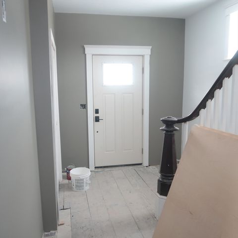 32 Newhall 2, Saugus, MA 01906