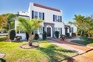 700 Upland Road, West Palm Beach, FL 33401