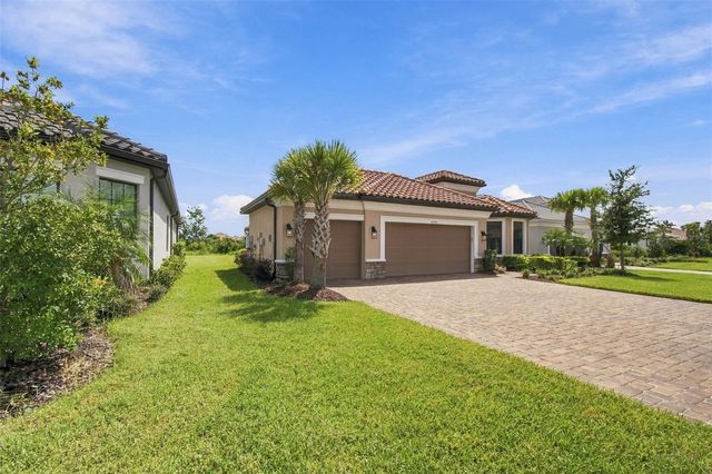4798 ROSATTI ROAD, Wesley Chapel, FL 33543