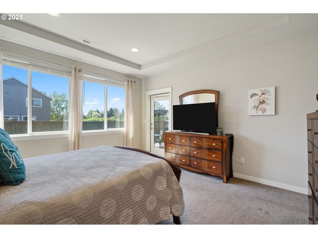 8707 N 1ST St, Ridgefield, WA 98642