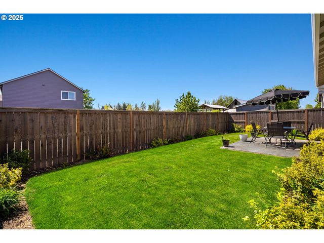 8707 N 1ST St, Ridgefield, WA 98642