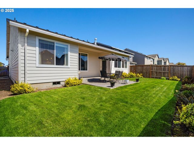 8707 N 1ST St, Ridgefield, WA 98642