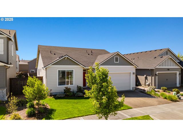 8707 N 1ST St, Ridgefield, WA 98642