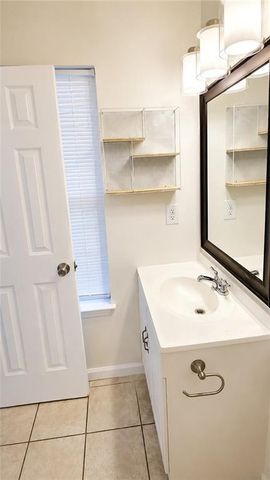 1271 Vintage Pointe Dr, Lawrenceville, GA 30044