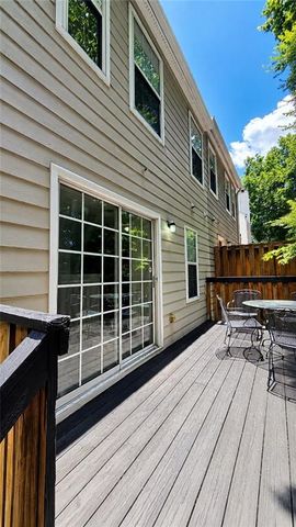 1271 Vintage Pointe Dr, Lawrenceville, GA 30044