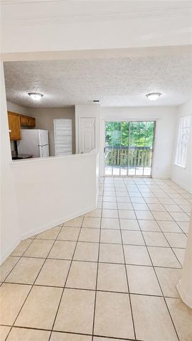1271 Vintage Pointe Dr, Lawrenceville, GA 30044