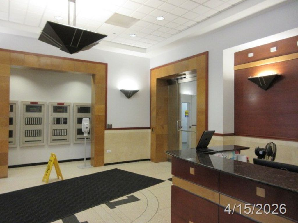 Image 2 of property listing at 1111 S Wabash Avenue 3303, Chicago, IL 60605