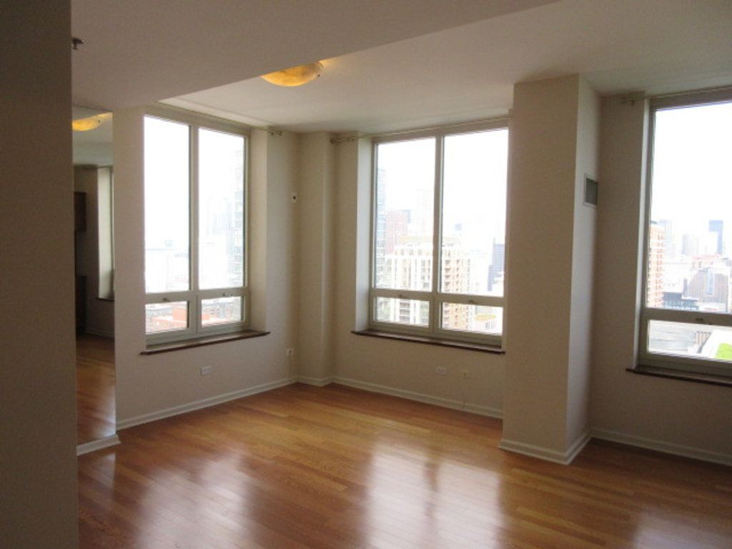 Image 17 of property listing at 1111 S Wabash Avenue 3303, Chicago, IL 60605