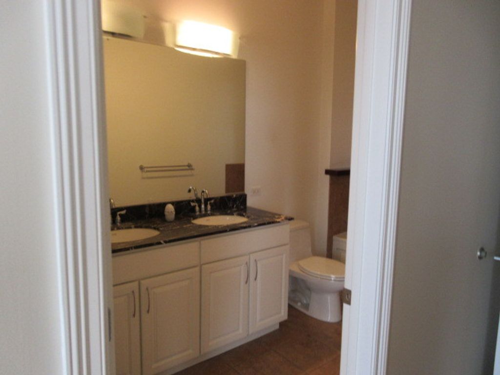 Image 22 of property listing at 1111 S Wabash Avenue 3303, Chicago, IL 60605
