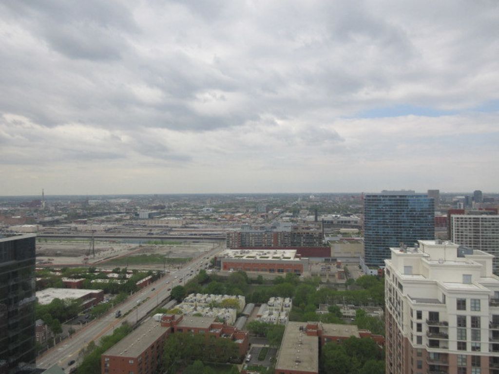 Image 41 of property listing at 1111 S Wabash Avenue 3303, Chicago, IL 60605