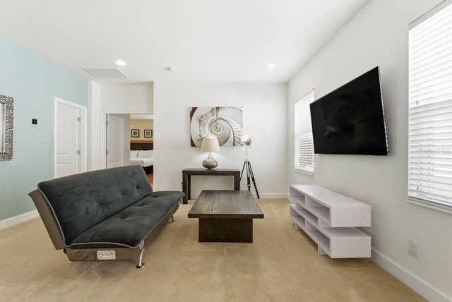 1437 FAIRVIEW CIRCLE, Reunion, FL 34747