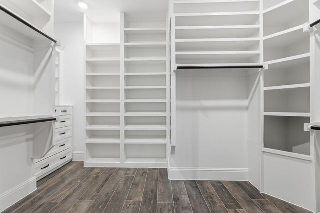2712 Mount View Drive, Farmers Branch, TX 75234