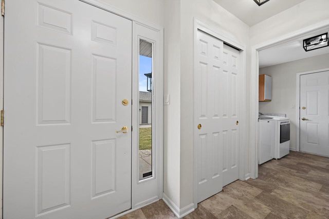 N81W17495 Shady LANE, Menomonee Falls, WI 53051