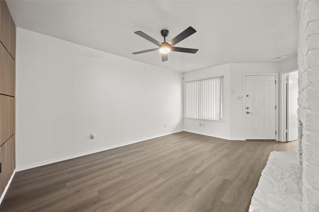1750 Timber Ridge RD 101, Austin, TX 78741