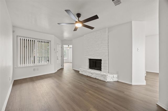 1750 Timber Ridge RD 101, Austin, TX 78741