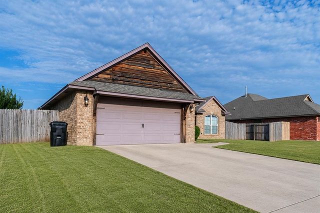 3312 Sharon Drive, Moore, OK 73160