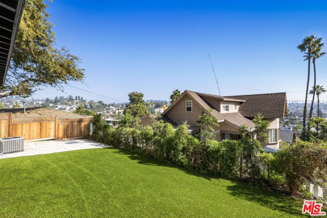 1402 Allesandro Street, Los Angeles, CA 90026