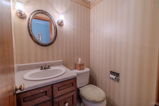 7618 Sandy Lane, Clay, NY 13212