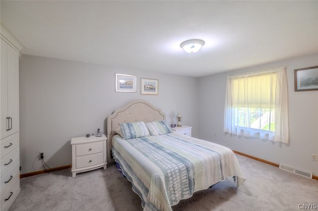 7618 Sandy Lane, Clay, NY 13212