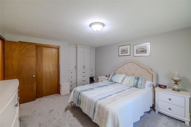 7618 Sandy Lane, Clay, NY 13212