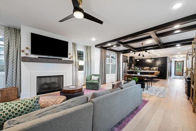 430 E Bend Dr, Nashville, TN 37209