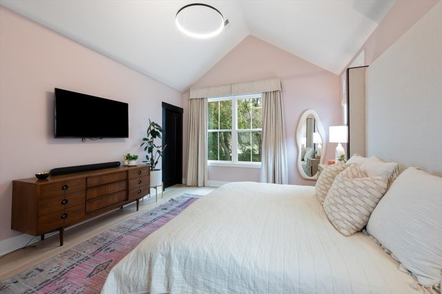 430 E Bend Dr, Nashville, TN 37209