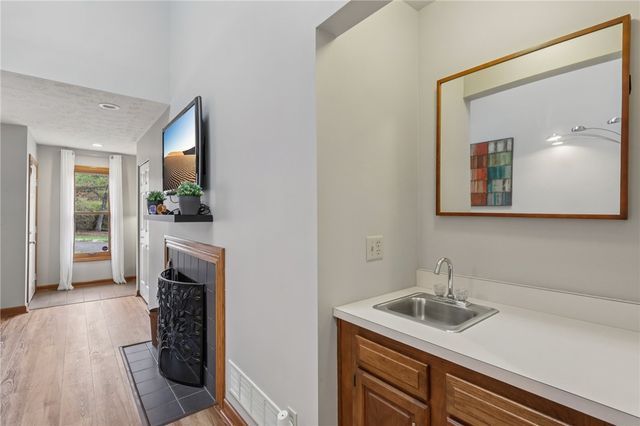 416 Chandler Place, Brighton Heights, PA 15212