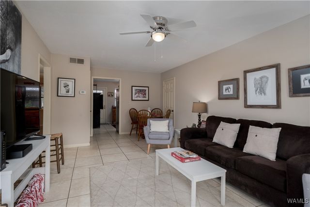 803 11th 2, Tuscaloosa, AL 35401