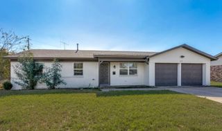 809 Michelle Drive, Everman, TX 76140