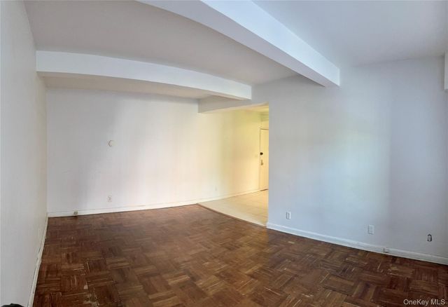 2 Sadore Lane 1R, Yonkers, NY 10710