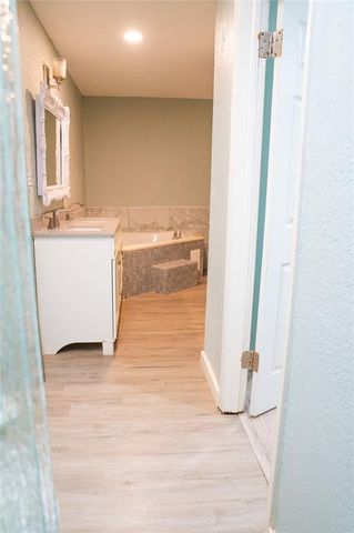 421 NW 58th Street, Lawton, OK 73505