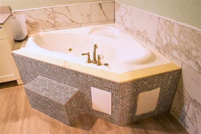 421 NW 58th Street, Lawton, OK 73505