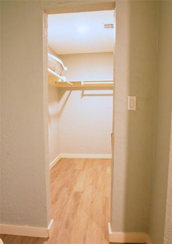 421 NW 58th Street, Lawton, OK 73505