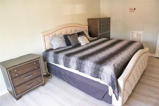 421 NW 58th Street, Lawton, OK 73505