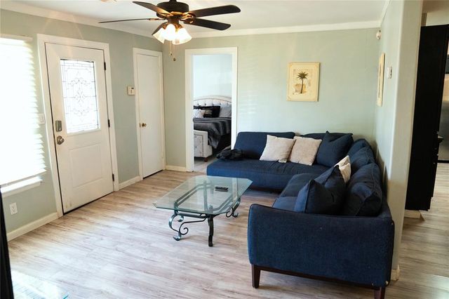 421 NW 58th Street, Lawton, OK 73505