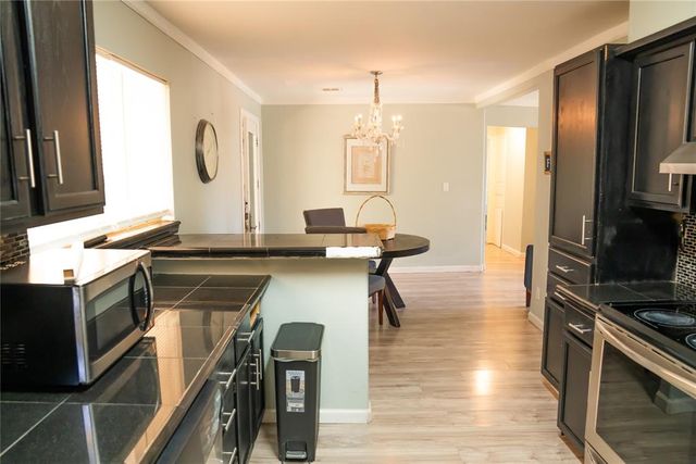 421 NW 58th Street, Lawton, OK 73505