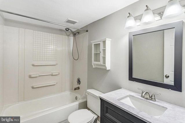 3471 MOUNT BURNSIDE WAY, Woodbridge, VA 22192