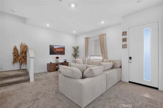 663 Gadwall, Irvine, CA 92618