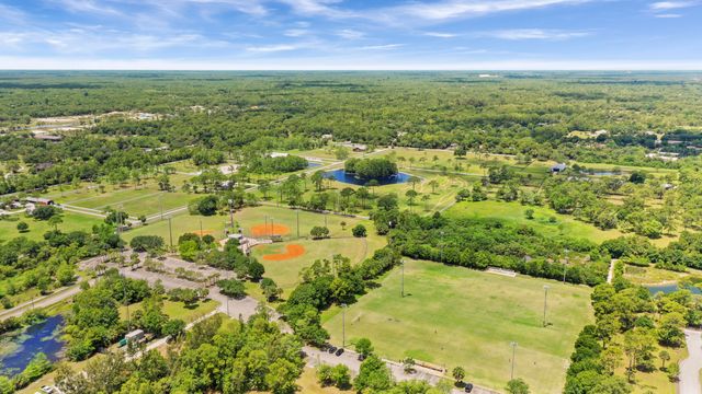 1586 Frederick Small Road, Jupiter, FL 33458