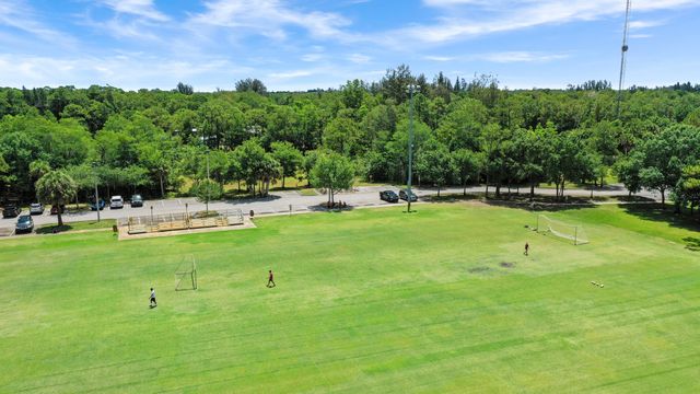 1586 Frederick Small Road, Jupiter, FL 33458