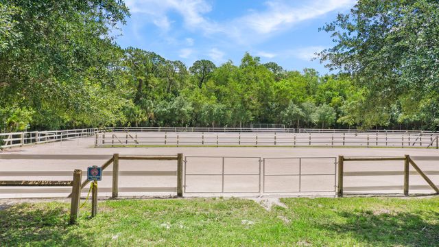 1586 Frederick Small Road, Jupiter, FL 33458