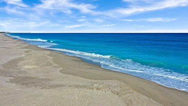 1586 Frederick Small Road, Jupiter, FL 33458