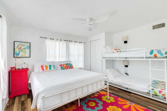 915 Caisson Street, Surfside Beach, TX 77541