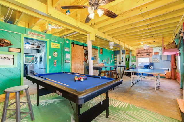 915 Caisson Street, Surfside Beach, TX 77541
