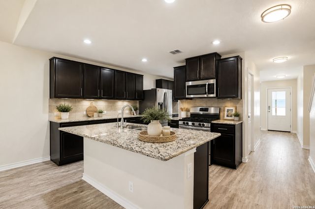 9006 Jersey Stone, San Antonio, TX 78254