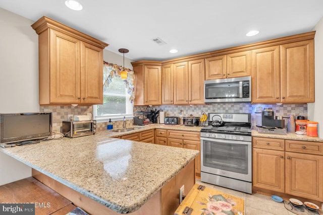 165 WESTCHESTER DR, Tuckerton, NJ 08087