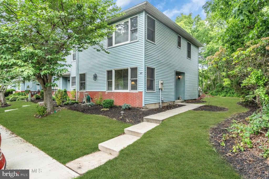 165 WESTCHESTER DR, Tuckerton, NJ 08087