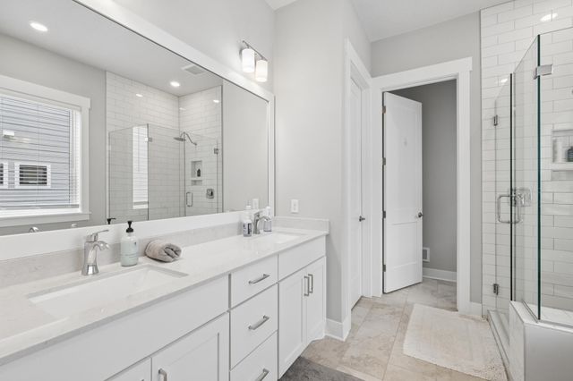 5900 Ayrshire Lane, Shorewood, MN 55331