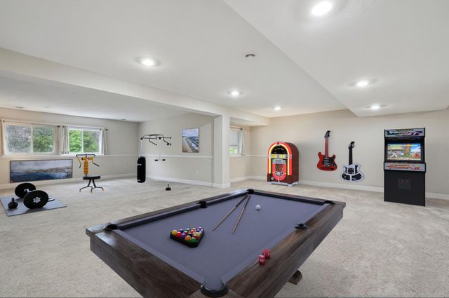 5900 Ayrshire Lane, Shorewood, MN 55331