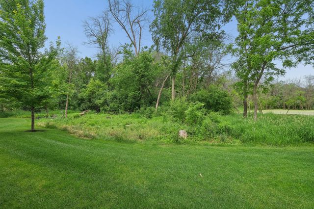 5900 Ayrshire Lane, Shorewood, MN 55331